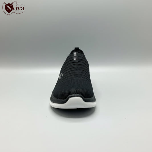 Man,s Black Skechers