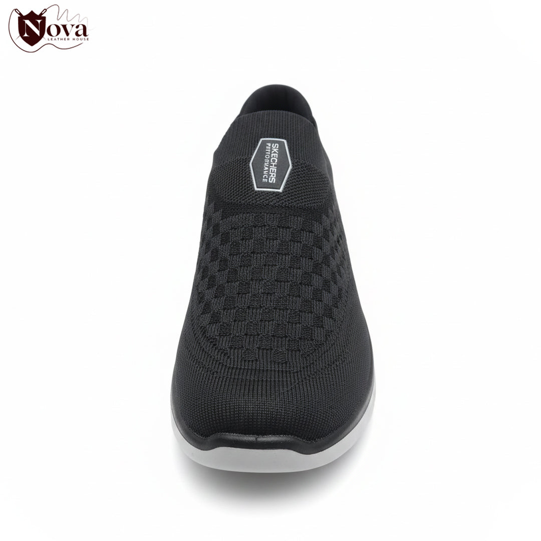 Man,s Black Skechers